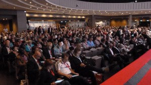 Près de 1500 participants dont 500 délégués ont participé au 13e cpngrès de l Confédération européenne de syndicats du 29 septembre au 2 octobre 2015 à Paris (© Pierre Nouvelle).