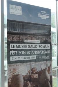 Né en 1996 mais jamais inauguré, le Musée gallo-romain de St Romain-en-Gal (Rhône) fête ses 20 ans avec une xposition venue du Louvre portant sur les Mythes créateurs (© Pierre Nouvelle).