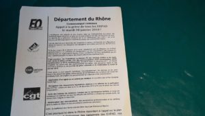 Une amélioration des conditions de travail des personnels des services de mainitien à domicile et des Ehpad pour une amélioration des soins des personnes âgées (© Pierre Nouvelle).
