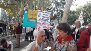 Entre 700 et 800 retraités ont particpé à la manifestation intersyndicale qui arpenté les rues de lyon, entre le pont La Fayette et le si-ge de l'Agence régionale de santé (© Pierre Nouvelle).